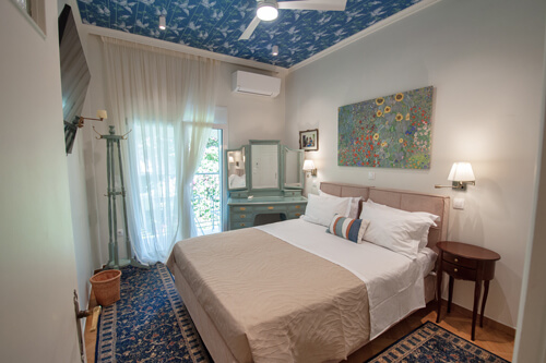 Kolonaki Garden View Suite